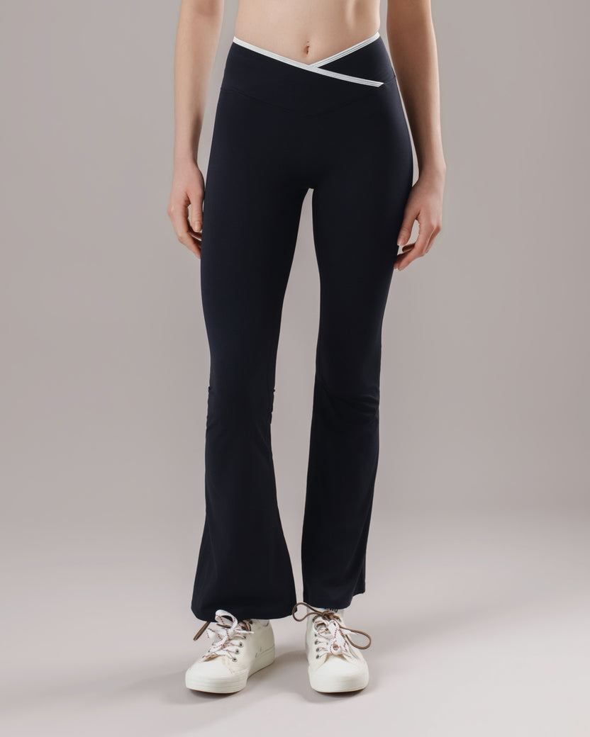 Arc Flared Leggings - Black