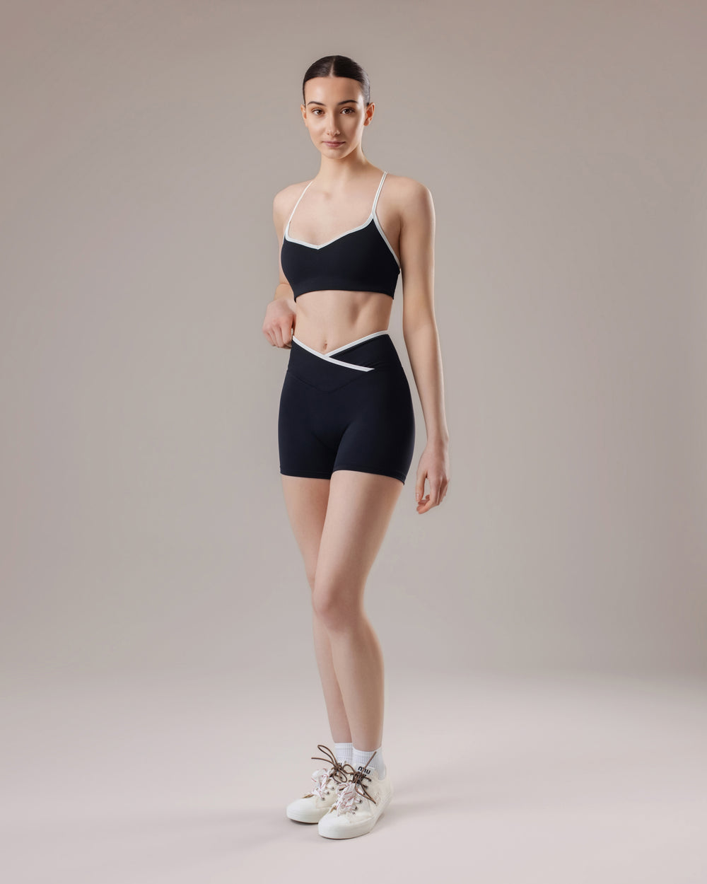 Arc Shorts - Black