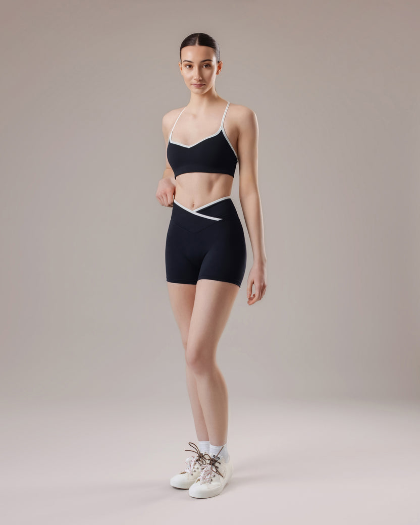 Arc Shorts - Black