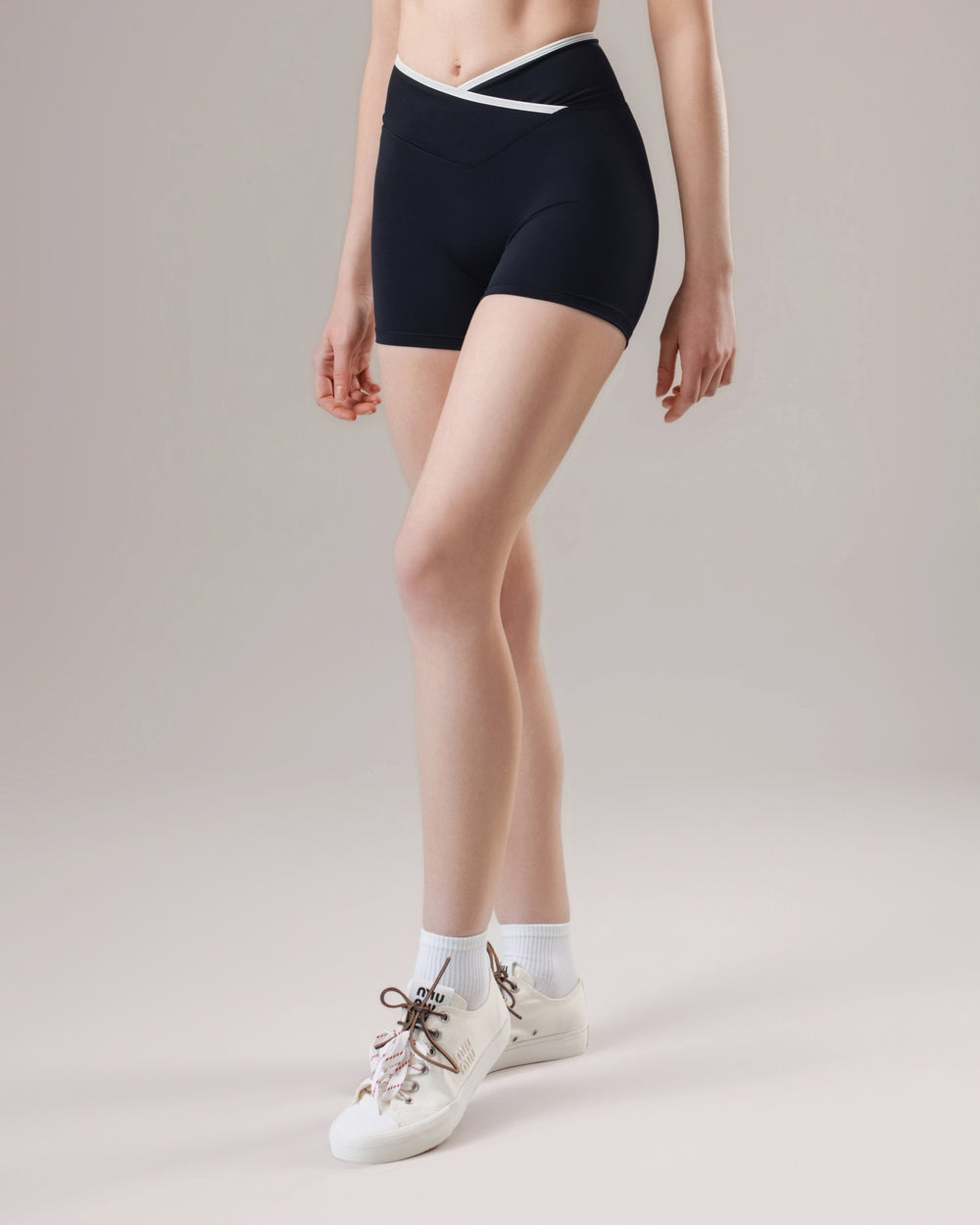Arc Shorts - Black