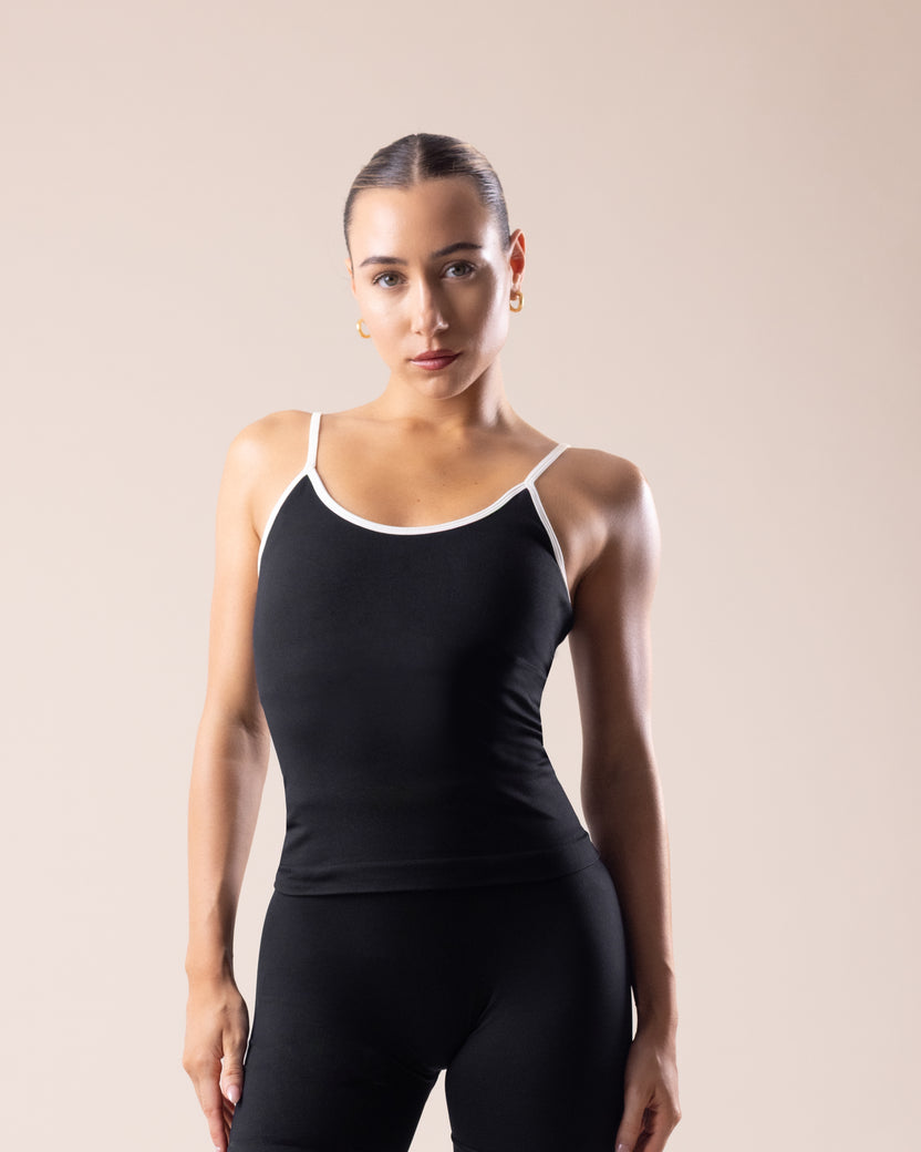 Aura Scoop Tank - Black