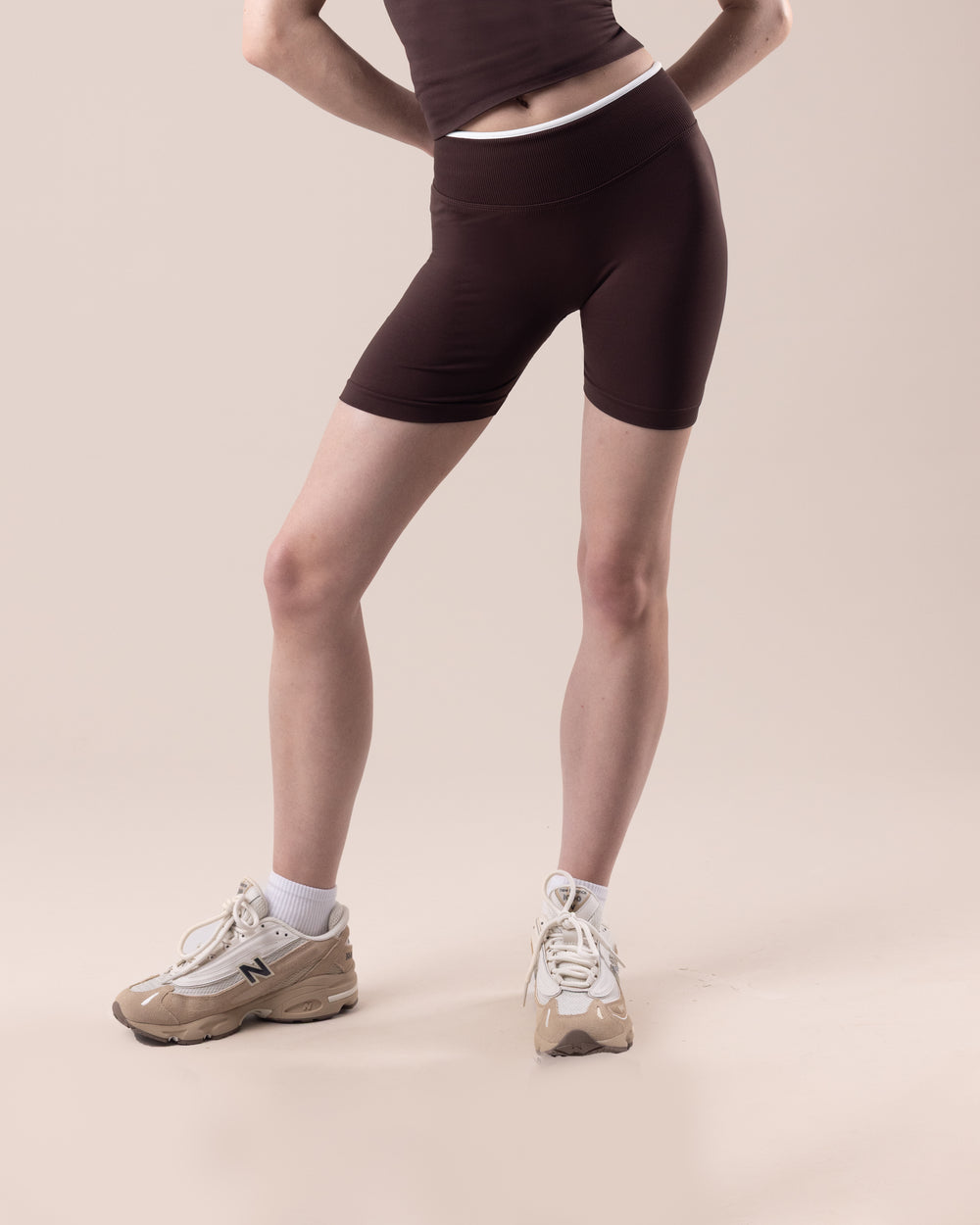 Aura Shorts - Espresso