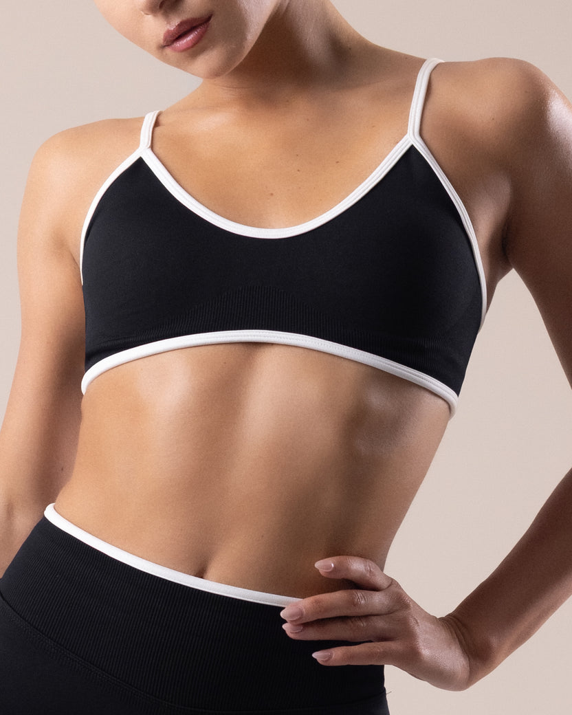 Aura Strappy Bra - Black
