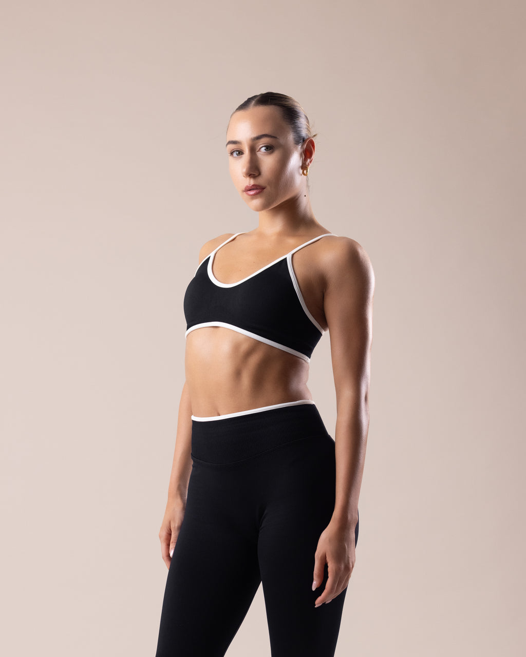 Aura Strappy Bra - Black