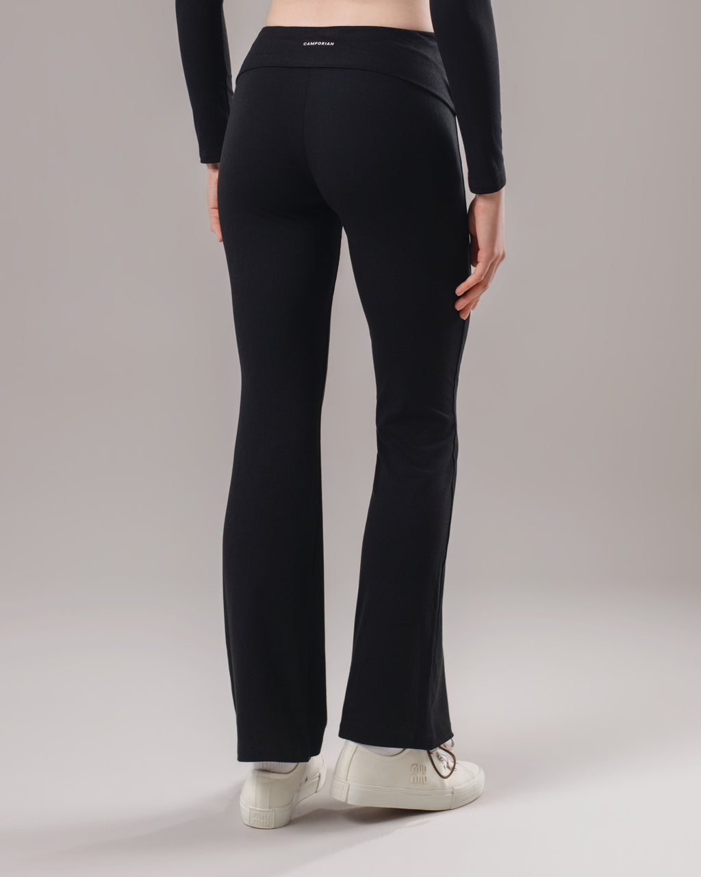 Ease Flared Leggings - Black
