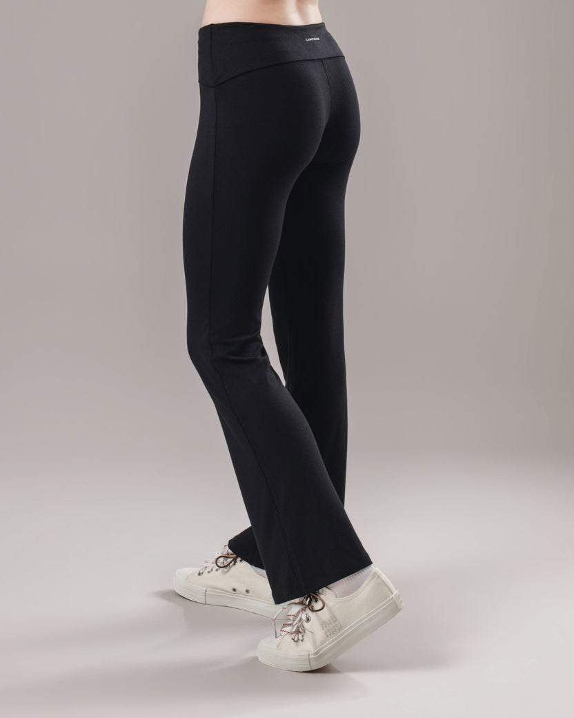 Ease Flared Leggings - Black