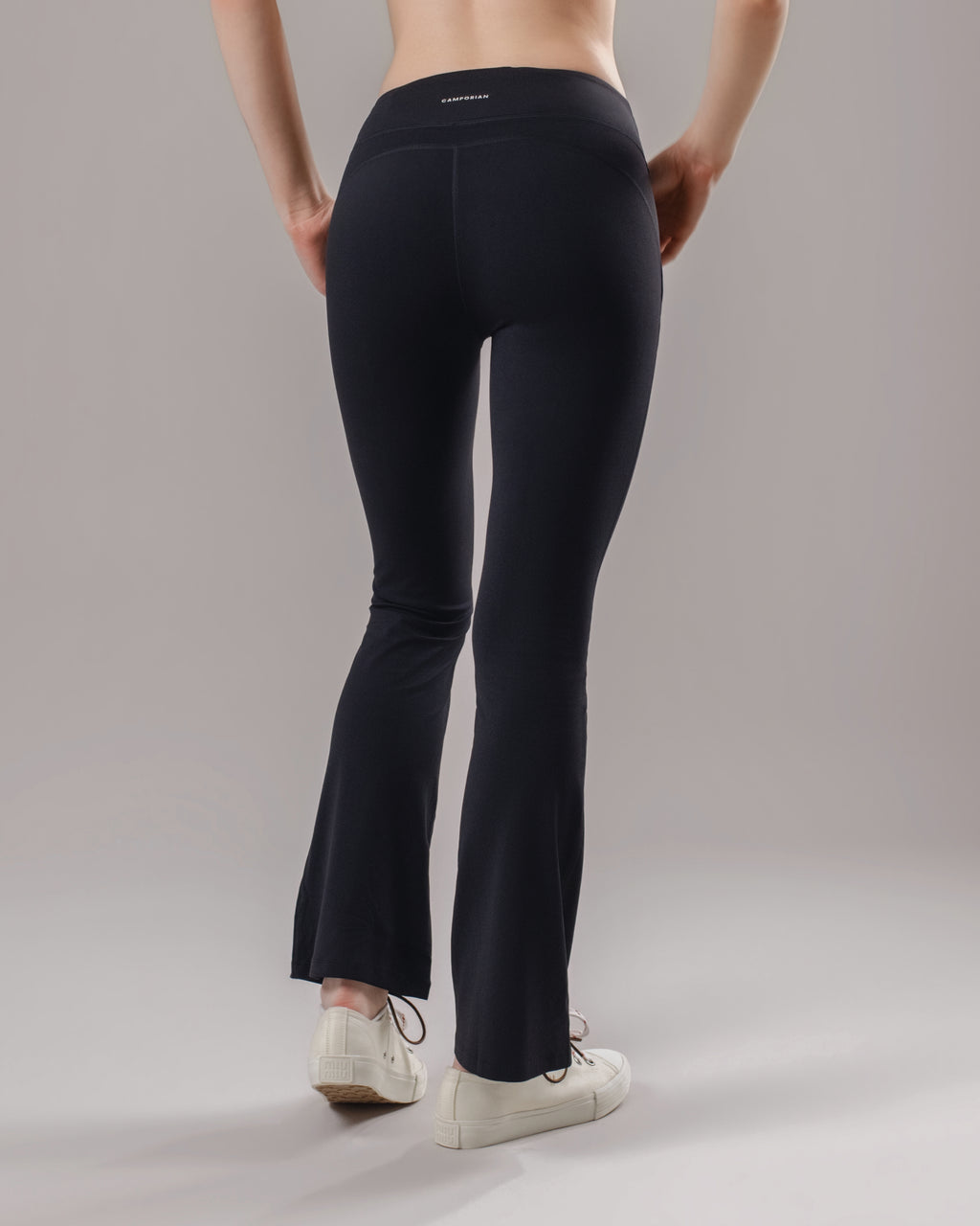 High-Waist Flared Pocket Leggings - Black