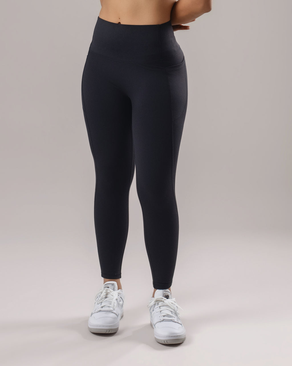 High-Waist Pocket Leggings - Black