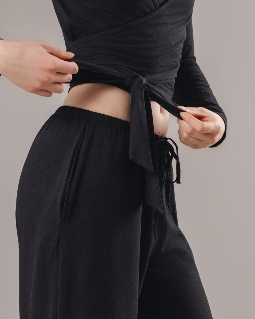 Soft Lounge Wrap Top - Black