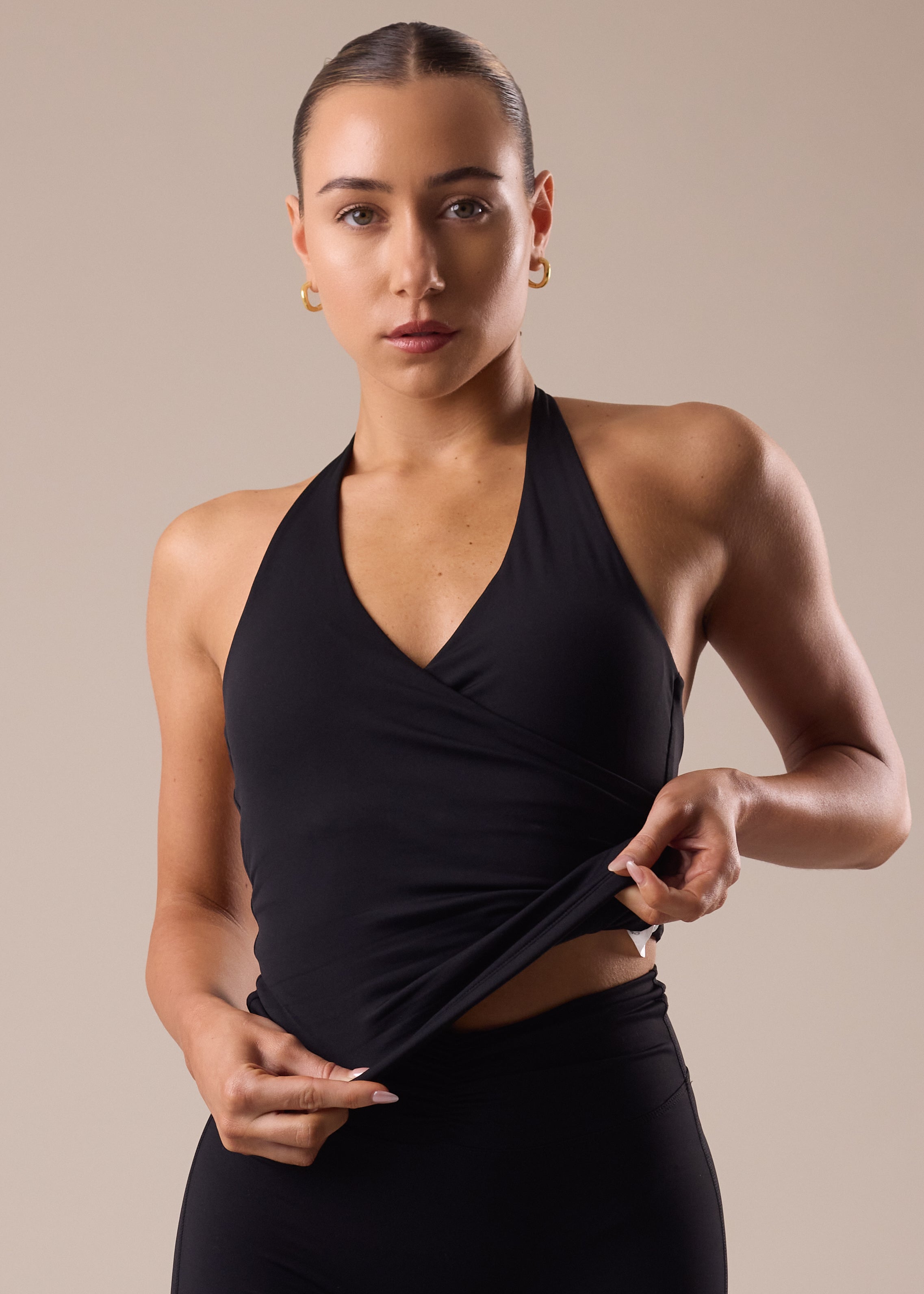 OHGA velor tops ブラック Velora Halter Top - Black – Camporian