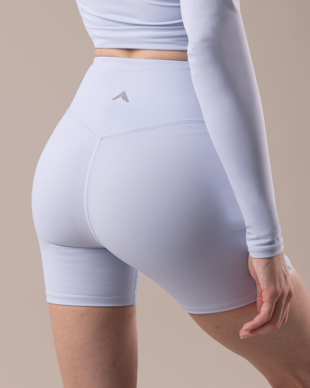 Velora Shorts - Sky