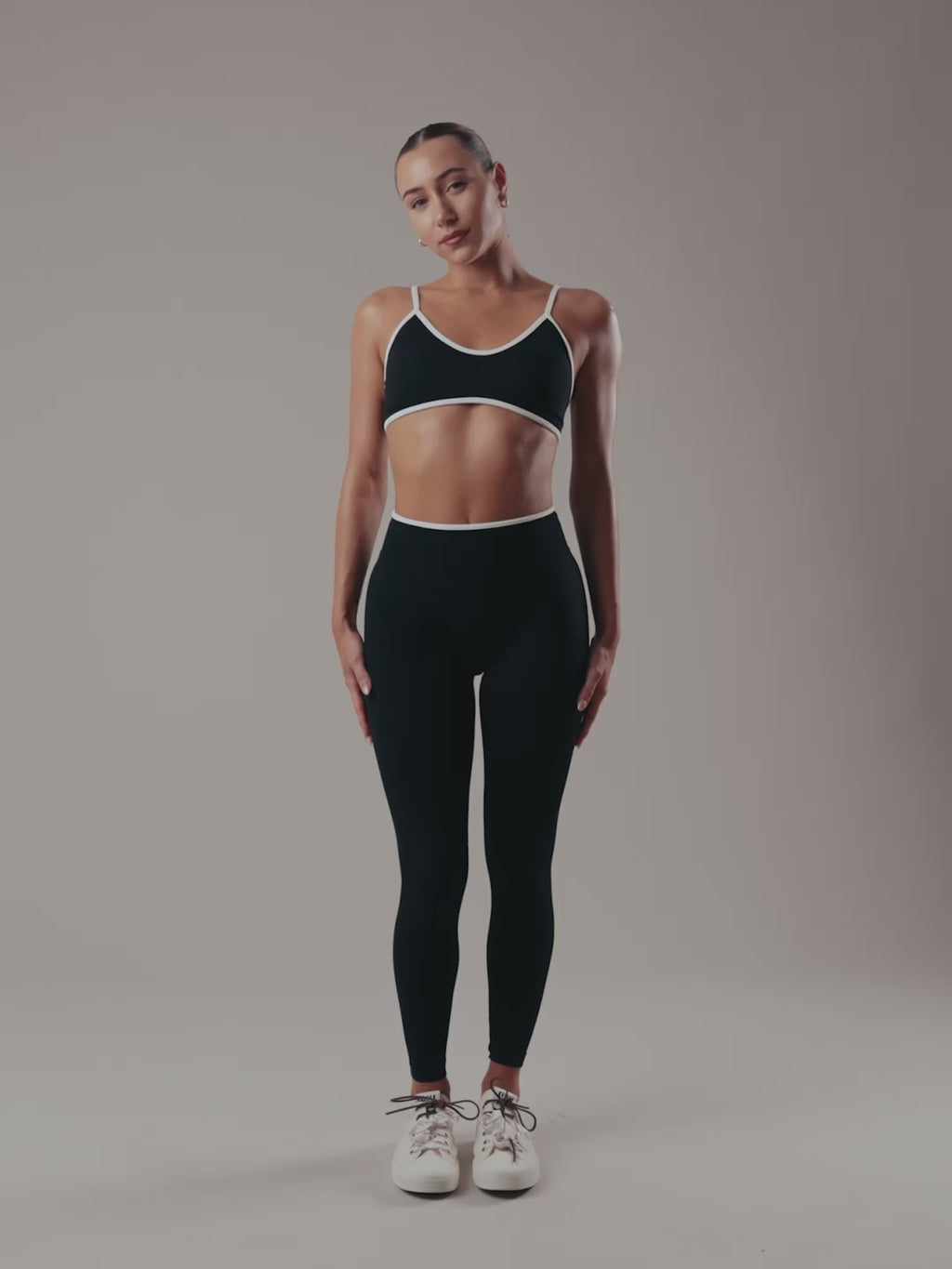 Aura Strappy Bra - Black