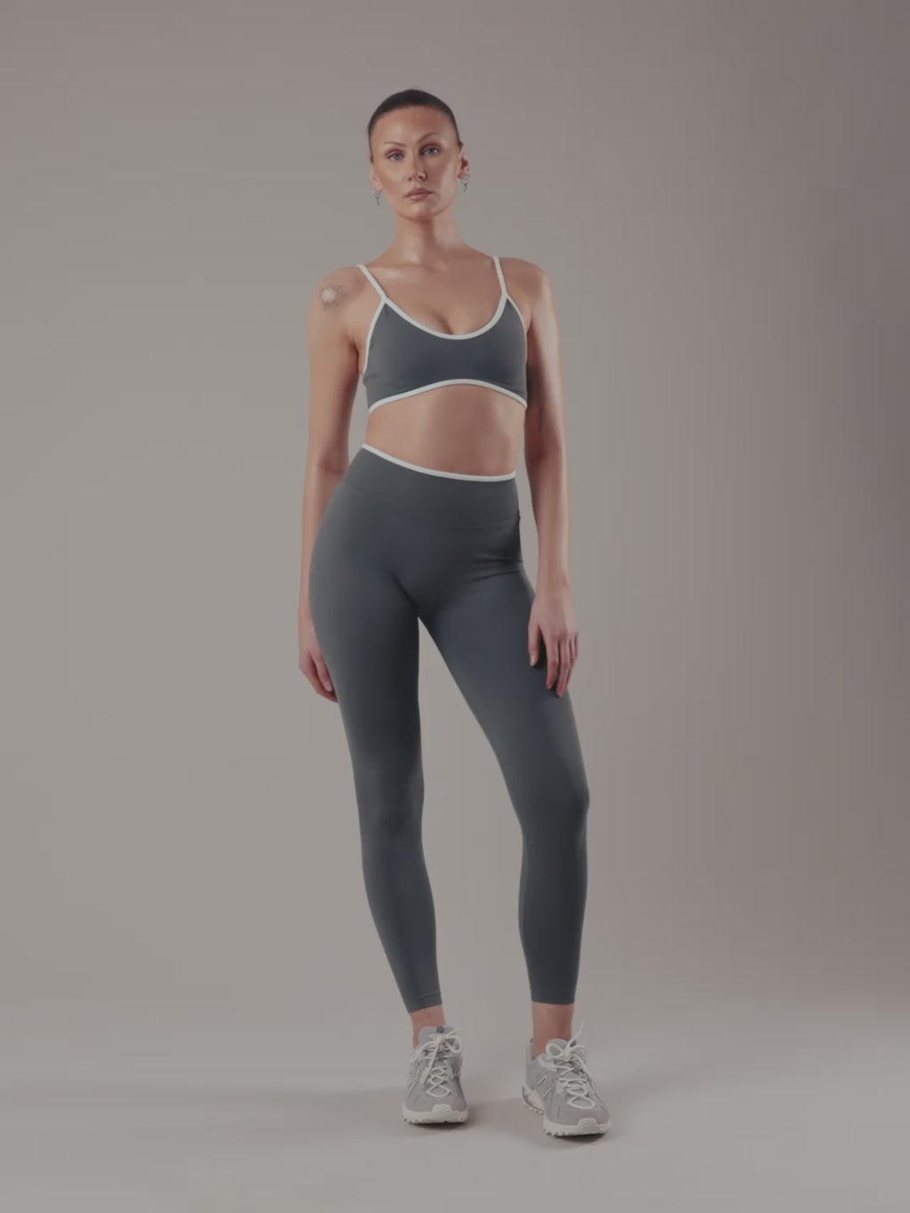 Aura Strappy Bra - Graphite