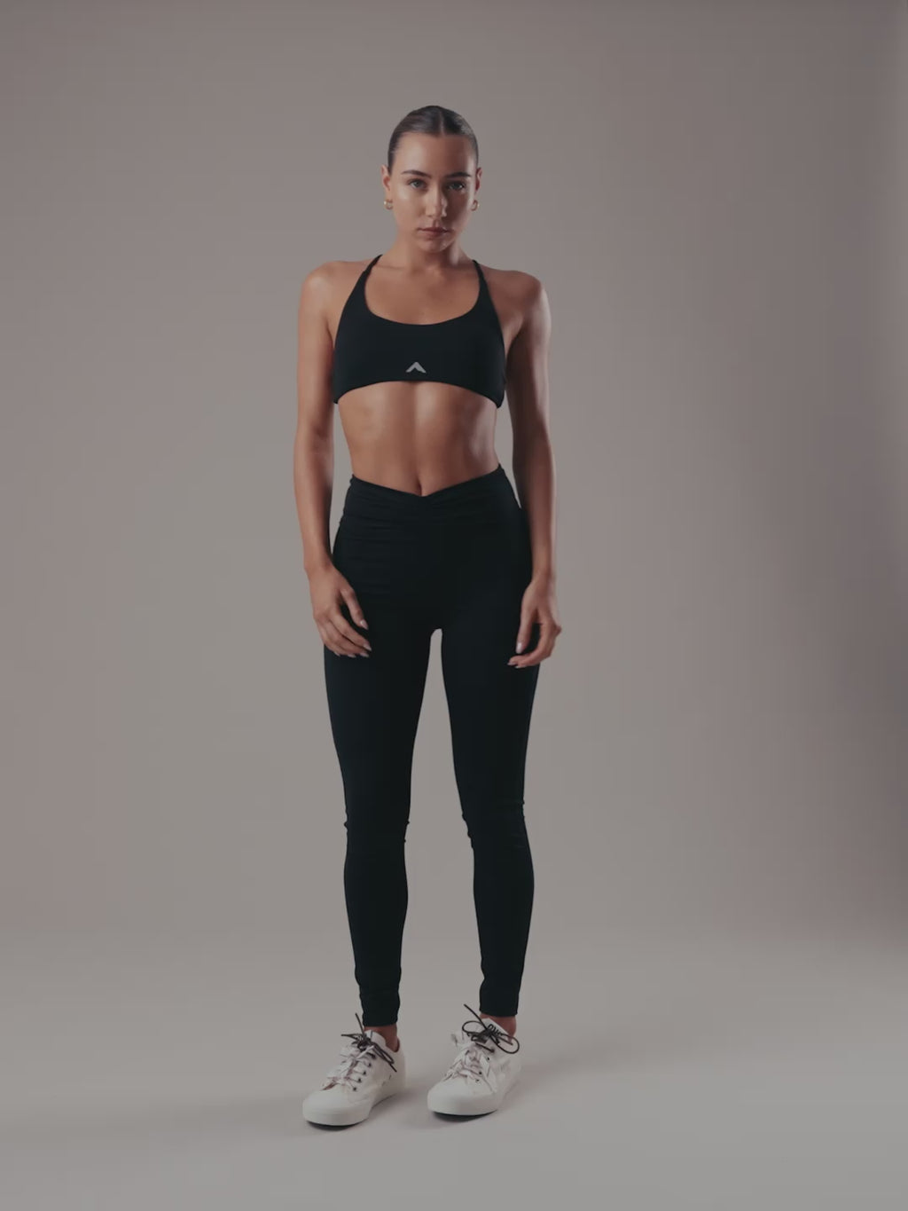 Velora Crossback Bra - Black