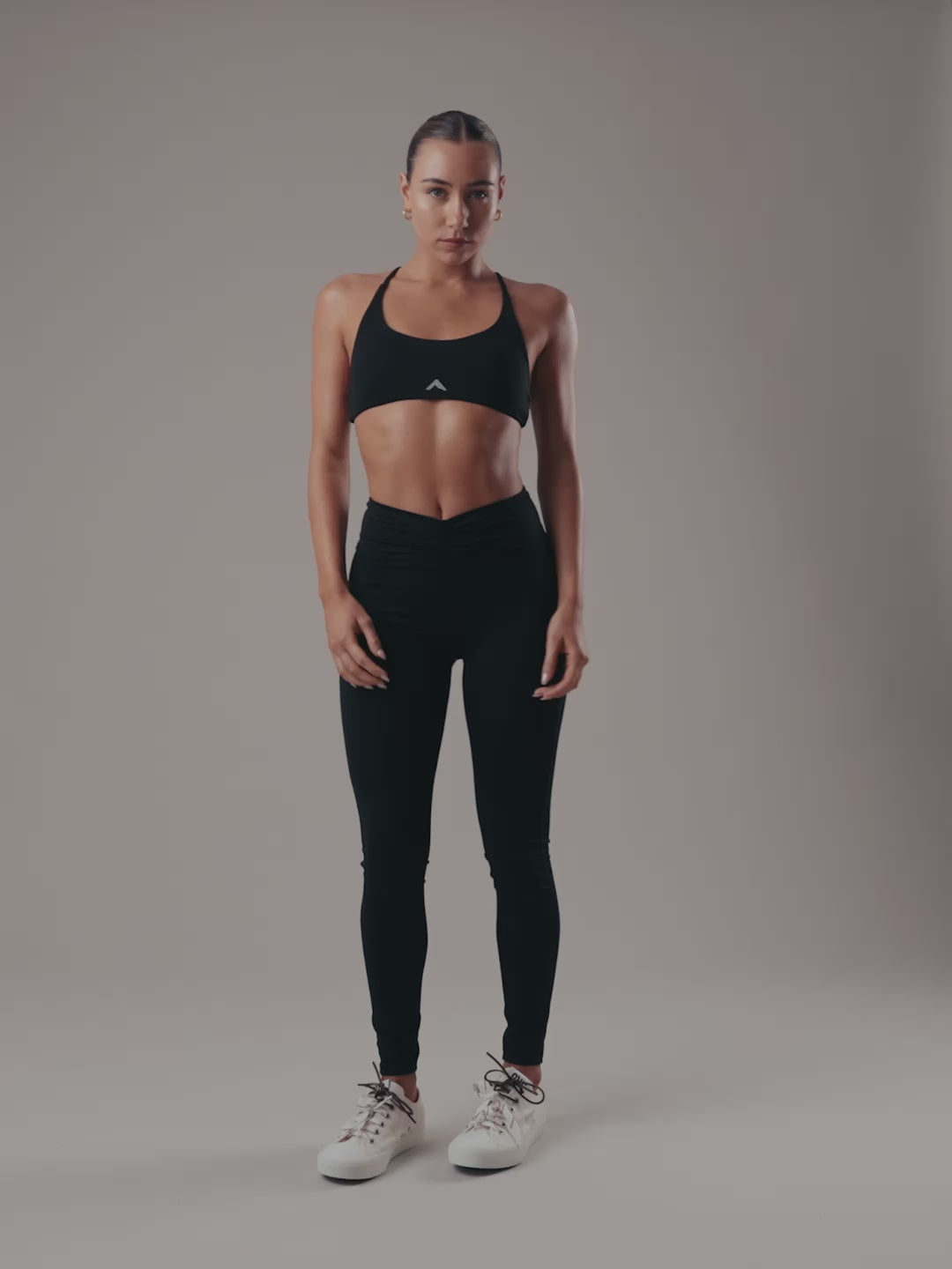 Velora Crossback Bra - Black