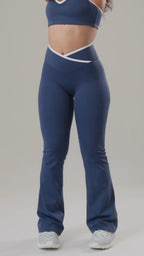 Arc Flared Leggings - Navy
